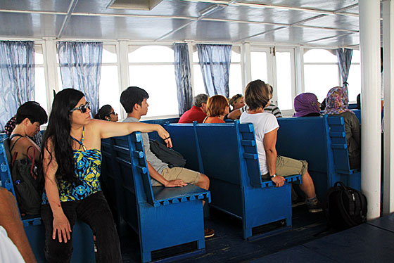 Puplic Ferryboat to Gulhi island